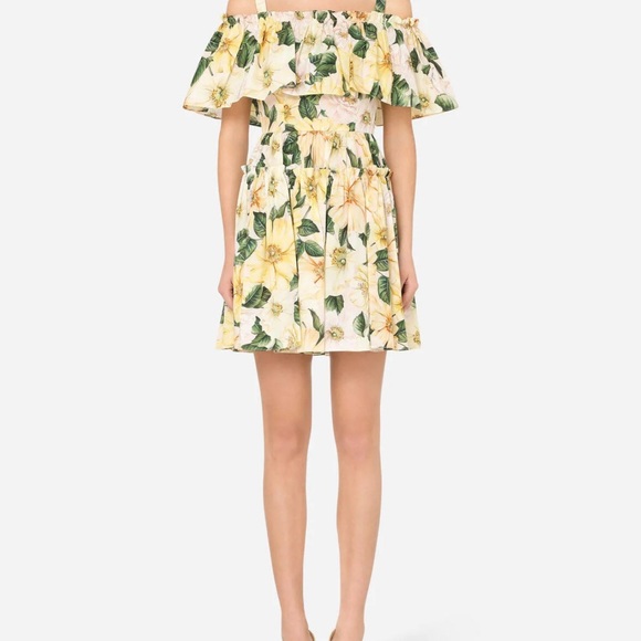 🎉🎉Host Pick BNWT Ladies Dolce & Gabbana Floral Dress🎉🎉 - Picture 8 of 11